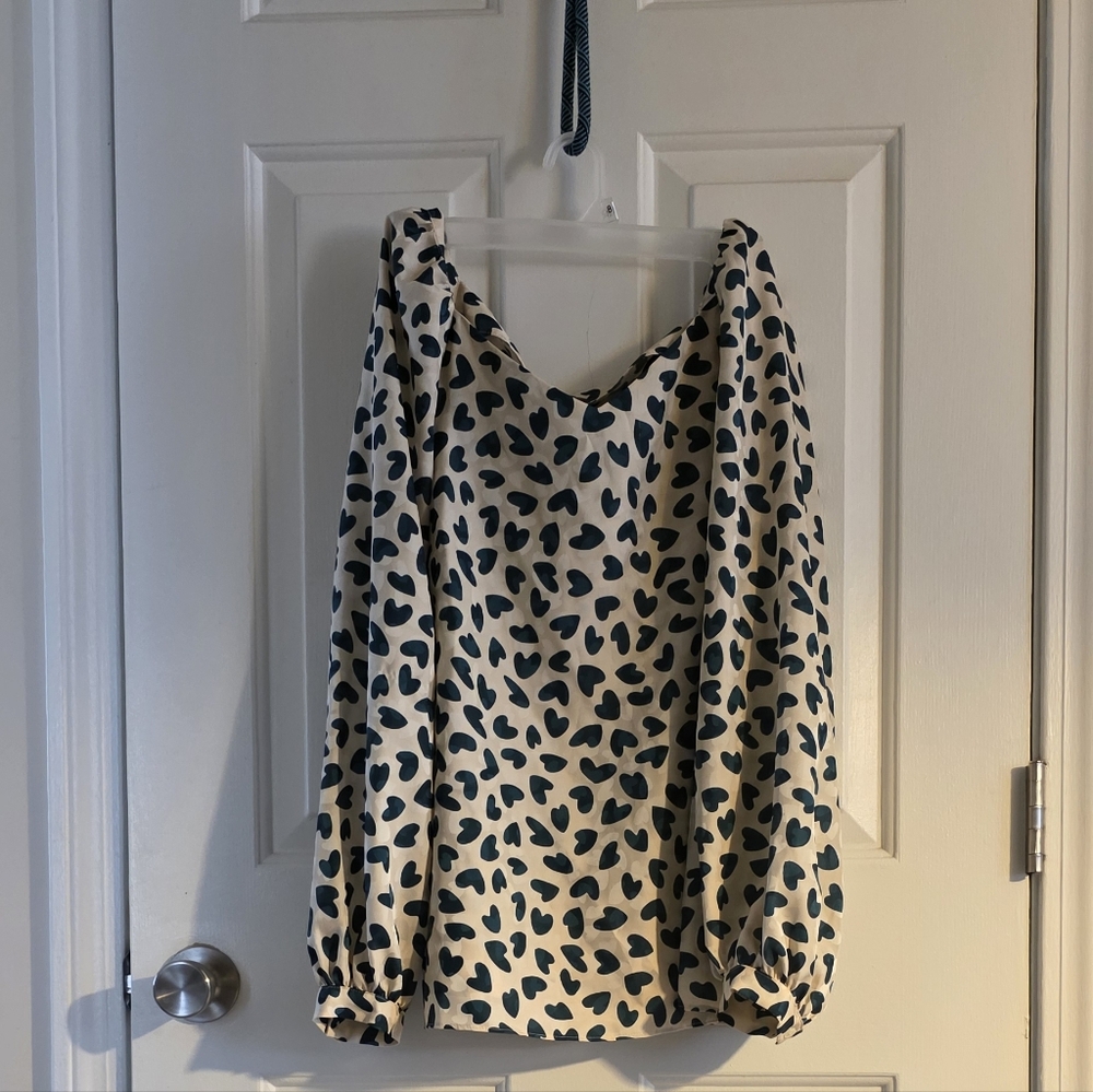 Ann Taylor Heart Print Blouse in Cream and Teal